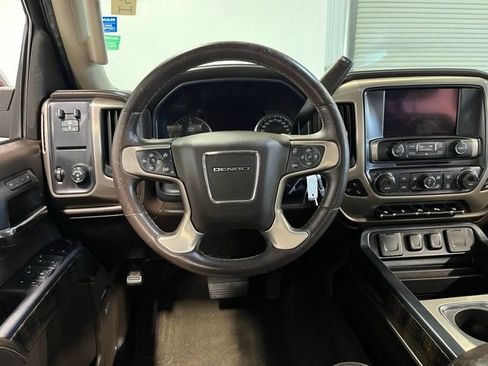 Used 2015 GMC Sierra 2500 Denali RWD image 21