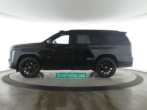 Used 2026 Cadillac Escalade V w/ LPO, ONYX Package AWD/4WD image 9