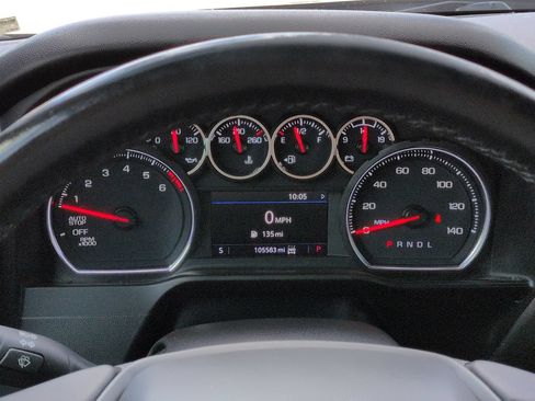 Used 2021 Chevrolet Silverado 1500 LT Trail Boss w/ Convenience Package II AWD/4WD image 23