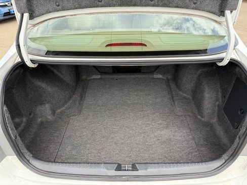 Used 2005 Honda Accord EX-L image 16