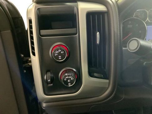 Used 2015 GMC Sierra 1500 SLT w/ SLT Preferred Package AWD/4WD image 16