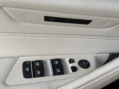 Used 2023 BMW 530e xDrive w/ Premium Package AWD/4WD image 27