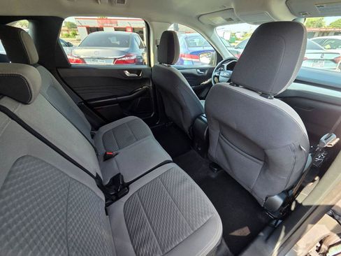 Used 2021 Ford Escape SE FWD image 16