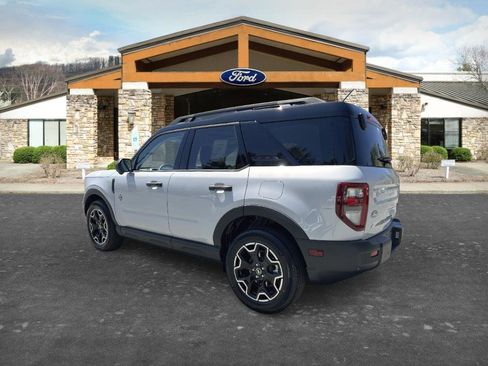 New 2026 Ford Bronco Sport Outer Banks AWD/4WD image 6