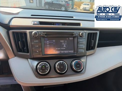 Used 2014 Toyota RAV4 LE AWD/4WD image 16