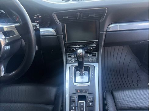 Used 2014 Porsche 911 Carrera 4S AWD/4WD image 11