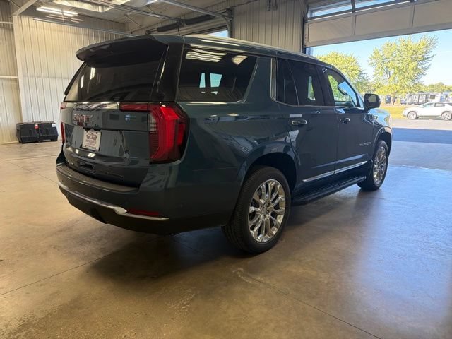 Used 2025 GMC Yukon Elevation AWD/4WD image 5