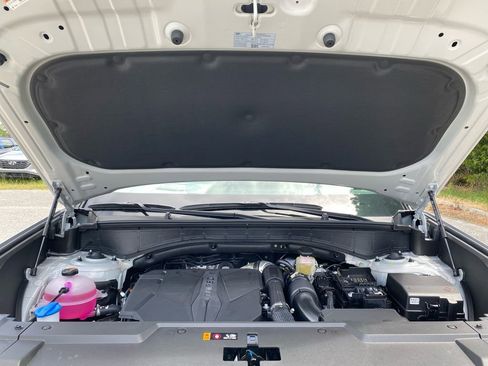 Used 2024 Hyundai Santa Fe Limited image 14