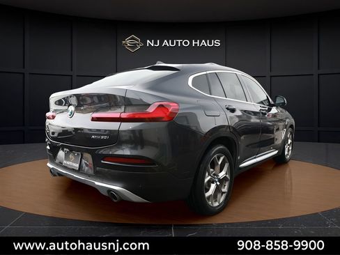 Used 2021 BMW X4 xDrive30i image 8
