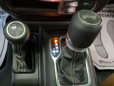 Used 2021 Jeep Wrangler Unlimited Sahara 4xe w/ Cold Weather Group image 20