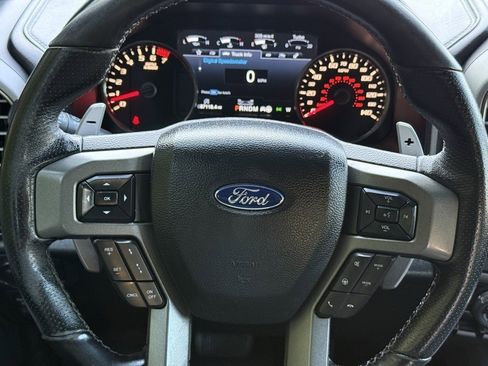 Used 2019 Ford F150 Raptor w/ Equipment Group 802A Luxury image 17