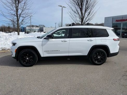 Used 2022 Jeep Grand Cherokee L Limited image 6