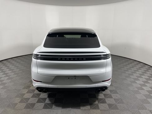 Used 2025 Porsche Cayenne Coupe AWD/4WD image 6