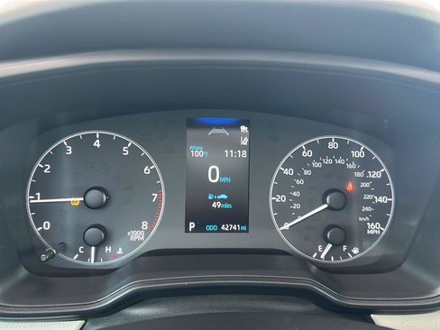 Used 2024 Toyota Corolla LE FWD image 11