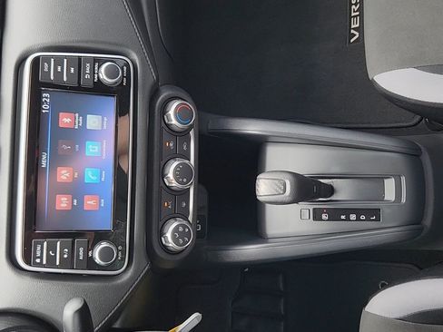 Used 2025 Nissan Versa S w/ Trunk Package FWD image 15
