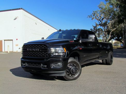 Used 2024 RAM 3500 Big Horn w/ Night Edition image 3