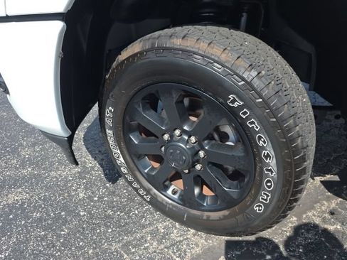 Used 2024 RAM 2500 Big Horn w/ Night Edition AWD/4WD image 43