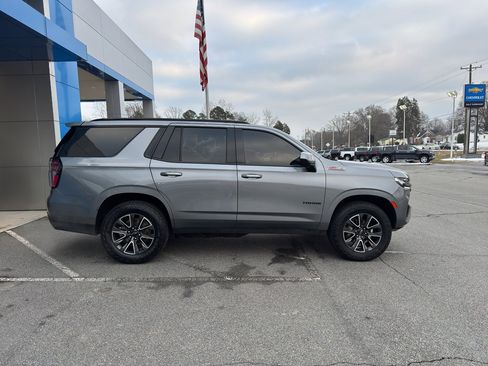 Used 2022 Chevrolet Tahoe Z71 image 3