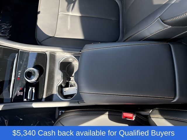 New 2026 Jeep Grand Cherokee Limited AWD/4WD image 19