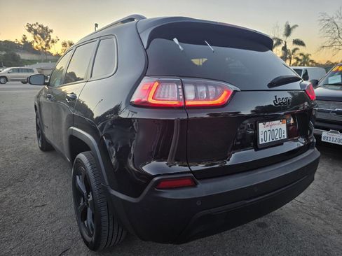 Used 2021 Jeep Cherokee Latitude Plus image 5