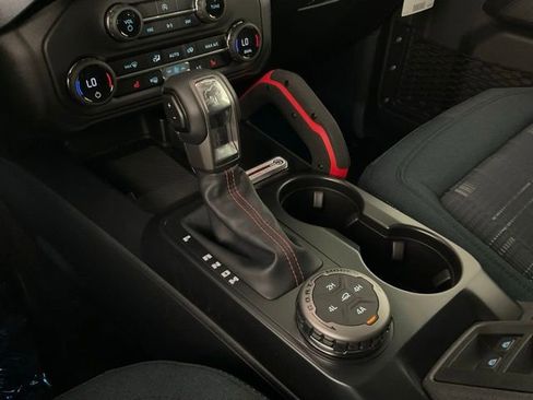 New 2025 Ford Bronco Heritage Edition image 18