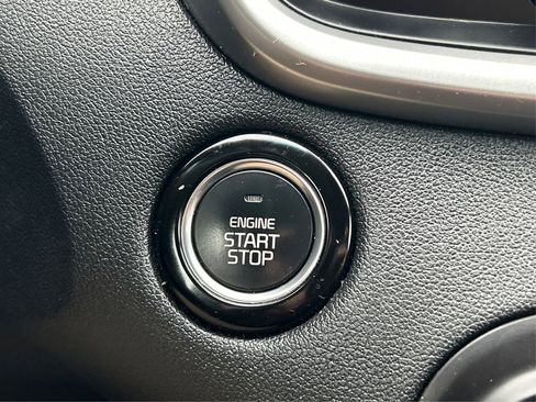 Used 2020 Kia Sorento S image 31