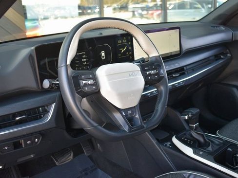 Used 2025 Kia K4 GT-Line image 30