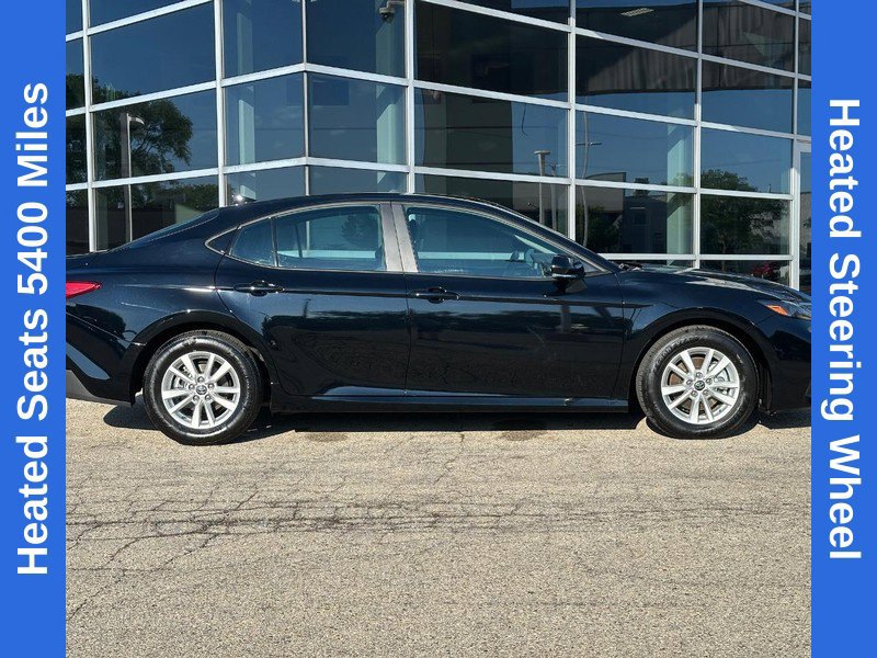 Used 2025 Toyota Camry LE w/ Convenience Package FWD image 2