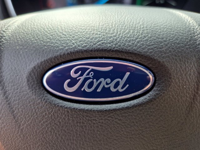 Used 2020 Ford Fusion SE w/ Equipment Group 151A FWD image 31