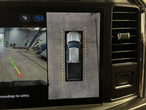 Used 2023 Ford F350 Lariat w/ Sport Appearance Package image 36