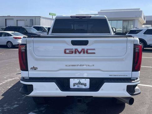 Used 2026 GMC Sierra 2500 Denali w/ Denali Reserve Package AWD/4WD image 4