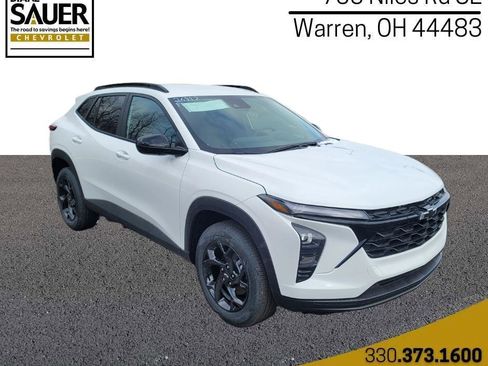 New 2026 Chevrolet Trax LT image 1