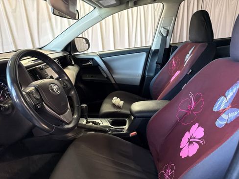 Used 2016 Toyota RAV4 XLE FWD image 20