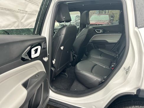 New 2026 Jeep Compass Limited w/ Sun, Sound & Navigation Group image 25