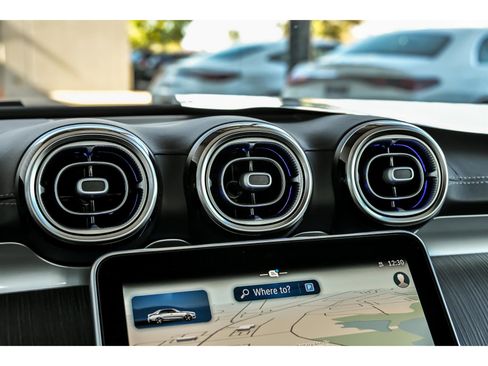 Certified 2026 Mercedes-Benz C 300 4MATIC Sedan image 16