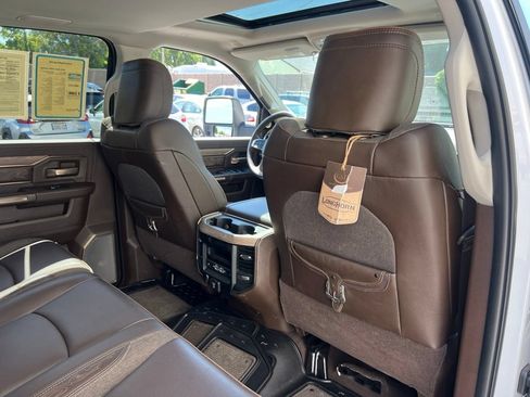 Certified 2025 RAM 3500 Longhorn AWD/4WD image 29
