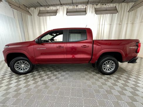 Certified 2024 Chevrolet Colorado LT w/ LT Convenience Package II image 17