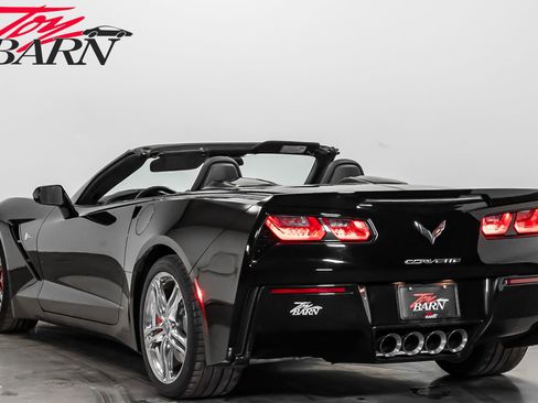 Used 2016 Chevrolet Corvette Stingray Convertible w/ 3LT Preferred Equipment Group image 3