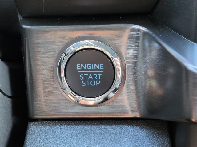 New 2026 Ford F250 Lariat w/ Black Appearance Package AWD/4WD image 30