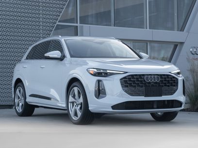 New 2025 Audi Q5 Prestige