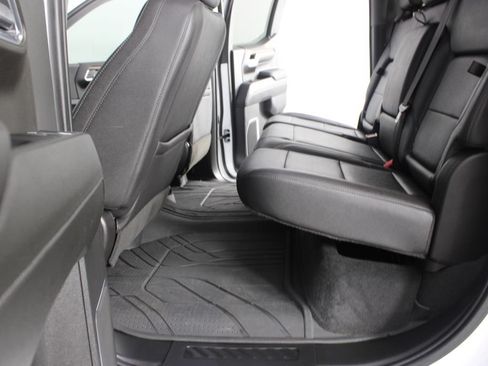 Used 2024 Chevrolet Silverado 1500 RST w/ Redline Edition AWD/4WD image 18