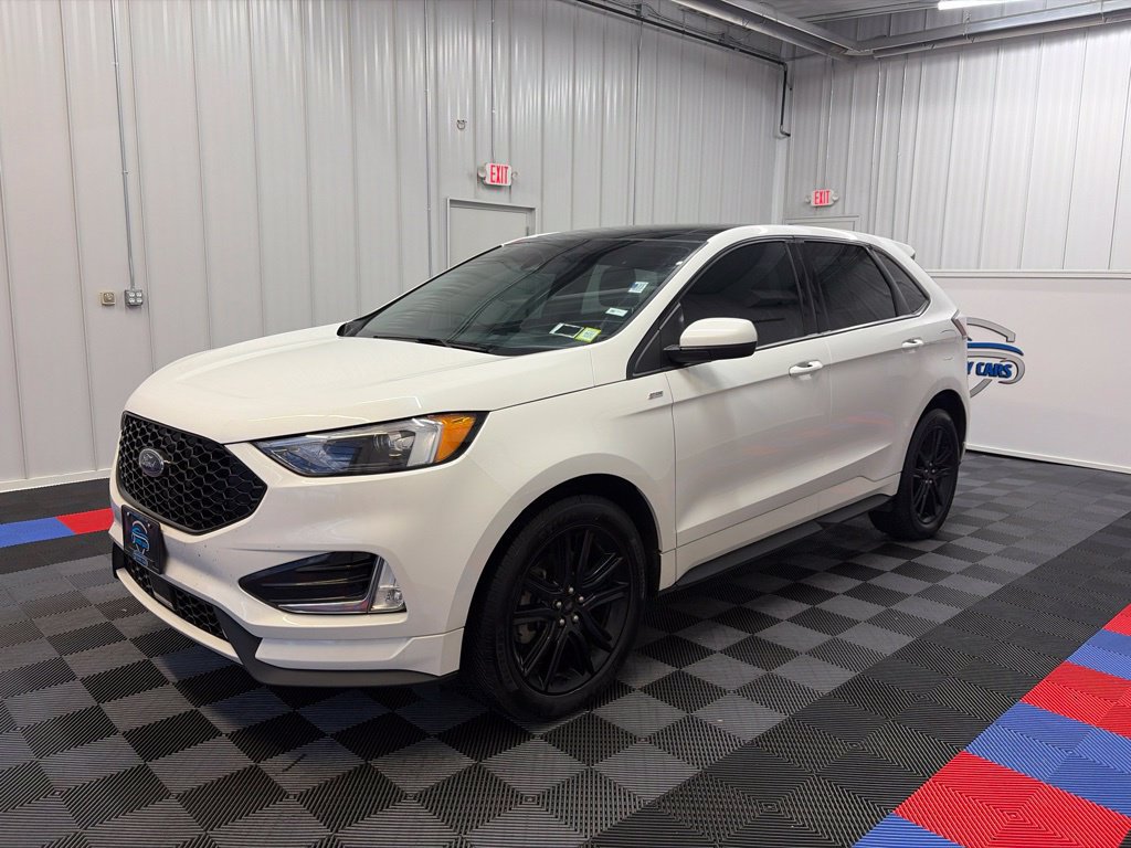 Used 2022 Ford Edge ST-Line w/ Cold Weather Package AWD/4WD image 7