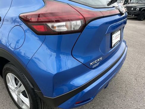 Certified 2025 Nissan Kicks Play S FWD image 10