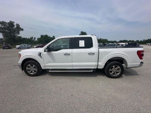 Used 2023 Ford F150 Lariat image 4