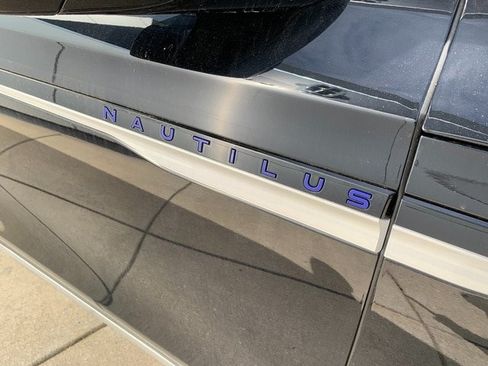 New 2026 Lincoln Nautilus Premier w/ Equipment Group 102A AWD/4WD image 13