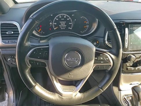 Used 2021 Jeep Grand Cherokee Limited image 14