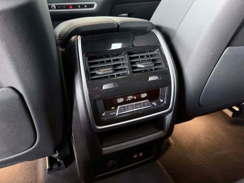 Used 2026 BMW X5 xDrive40i AWD/4WD image 16