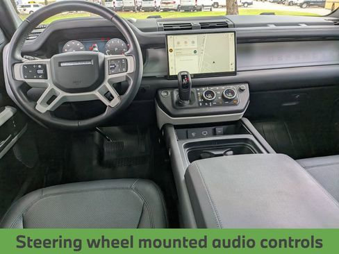 Used 2024 Land Rover Defender 110 SE AWD/4WD image 33