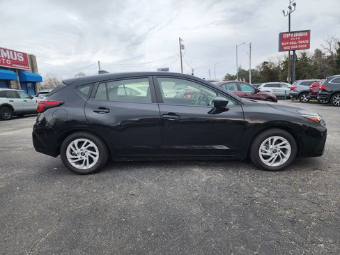 Used 2024 Subaru Impreza 2.0i AWD/4WD image 8
