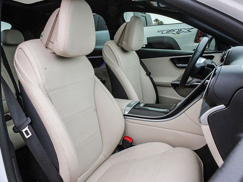 Used 2023 Mercedes-Benz C 300 Sedan image 17